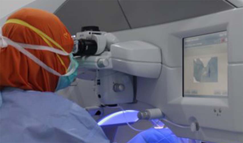 Apakah tindakan operasi lasik berbahaya?