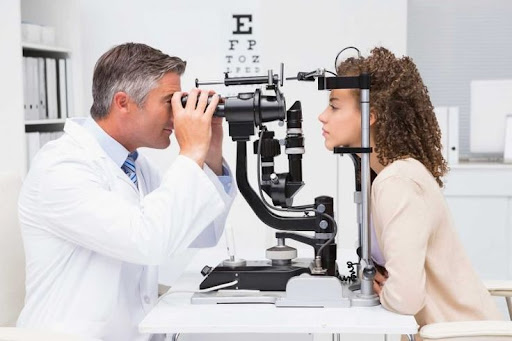 refractive lens exchange (RLE)