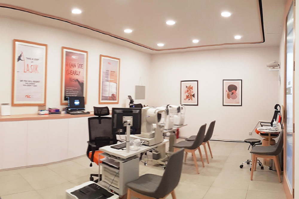 ruangan diagnostik untuk cek tajak penglihatan