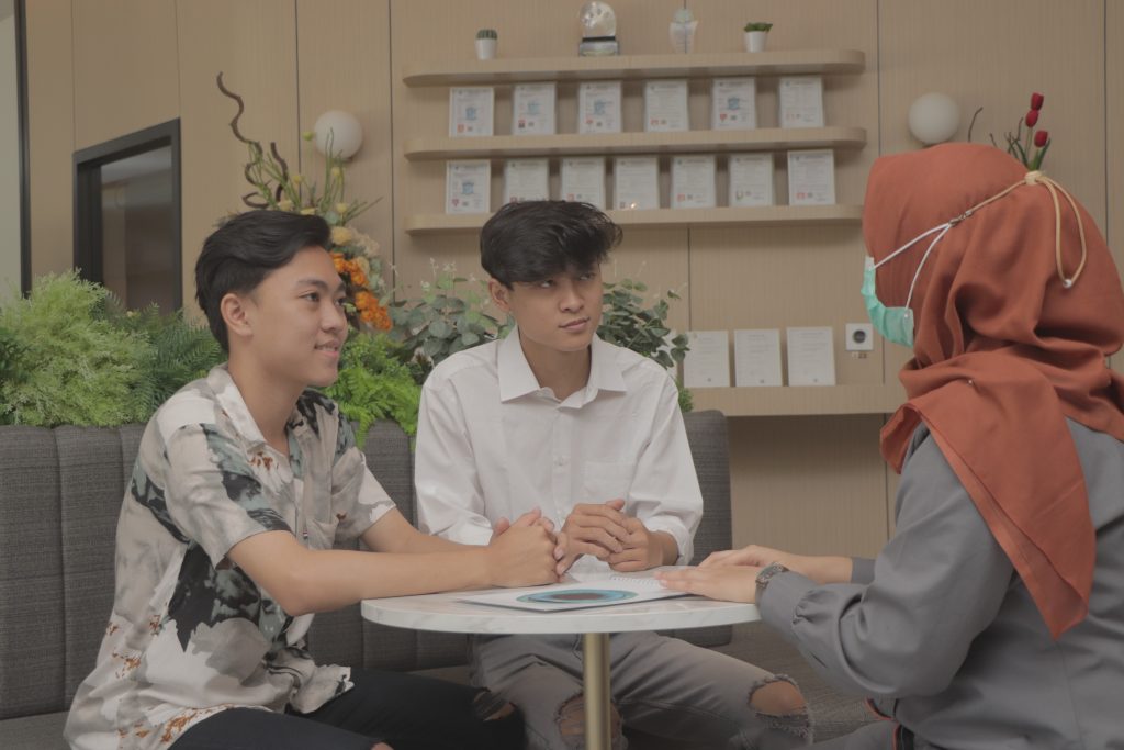 gangguan mata karena kolesterol