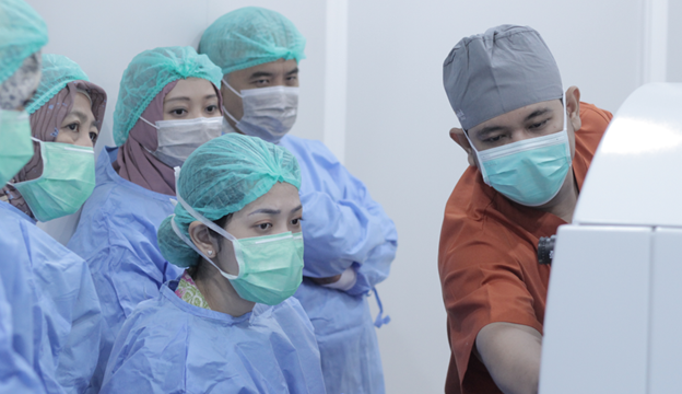 TIM DOKTER NEC SAAT MENDAMPINGI DI OK