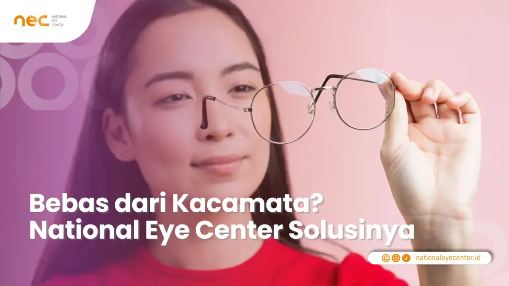 Bebas dari Kacamata_ National Eye Center Solusinya Pusing Saat Pakai Kacamata: Seseorang sedang berkonsultasi dengan dokter mata