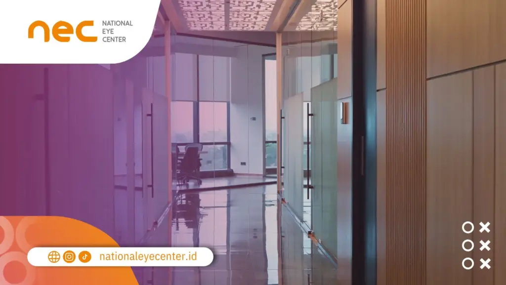 Periksa Mata di Locus