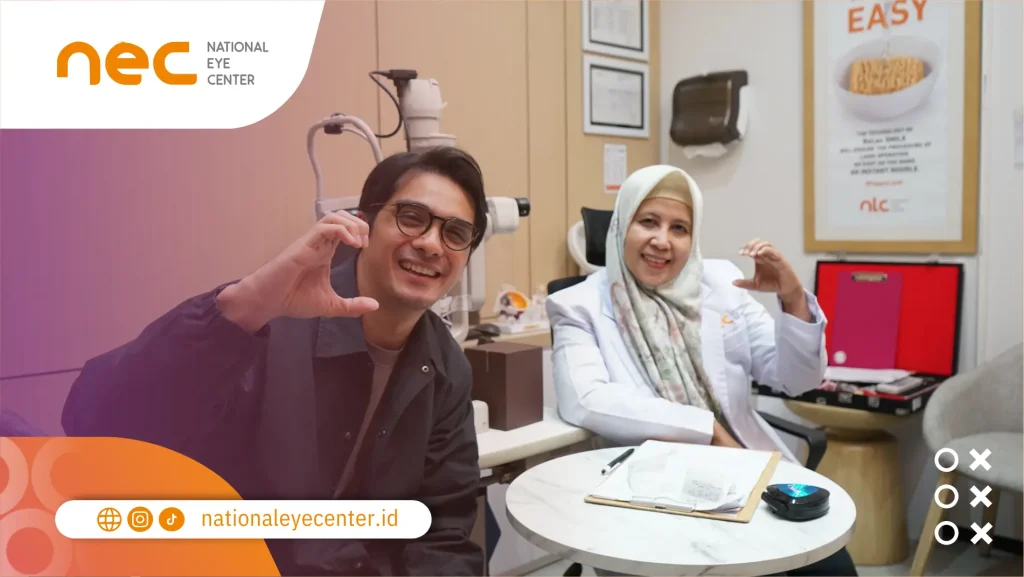 Ricky Harun Lepas Kacamata